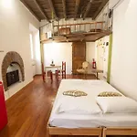 アパート Trastevere Romantic Nest *